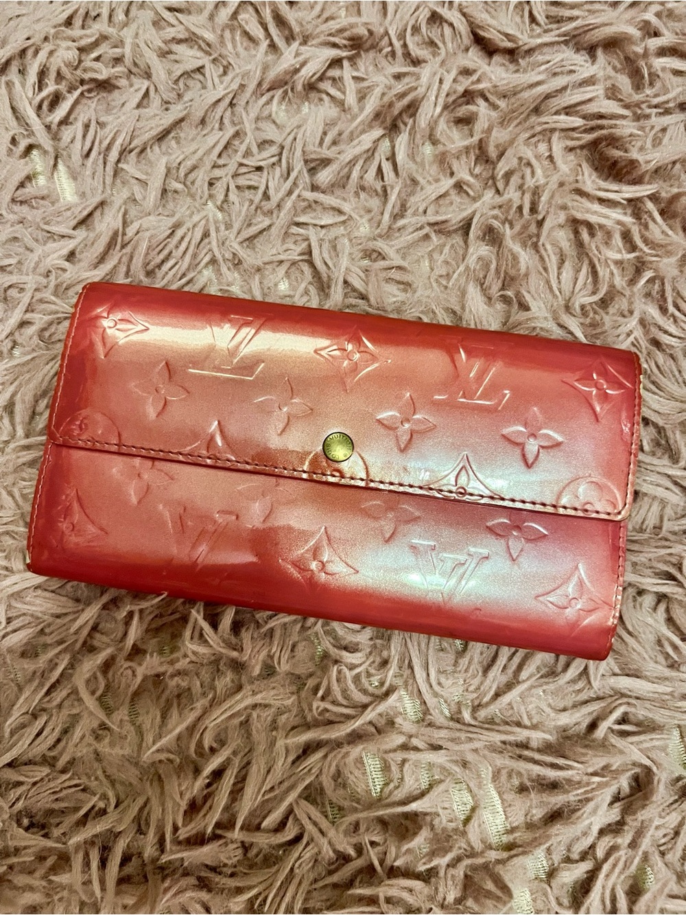Louis Vuitton vintage leather rose pop pink  Vernis long Wallet